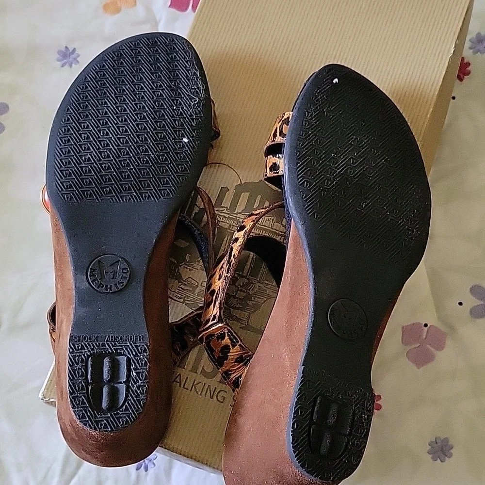 Mephisto Caterina Leopard Sandal - Picture 2 of 6
